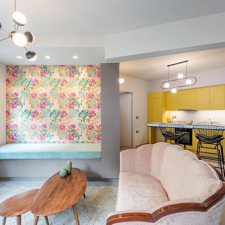 Pop Art Homm In Groovy Koukaki Apartment Athens Exterior photo