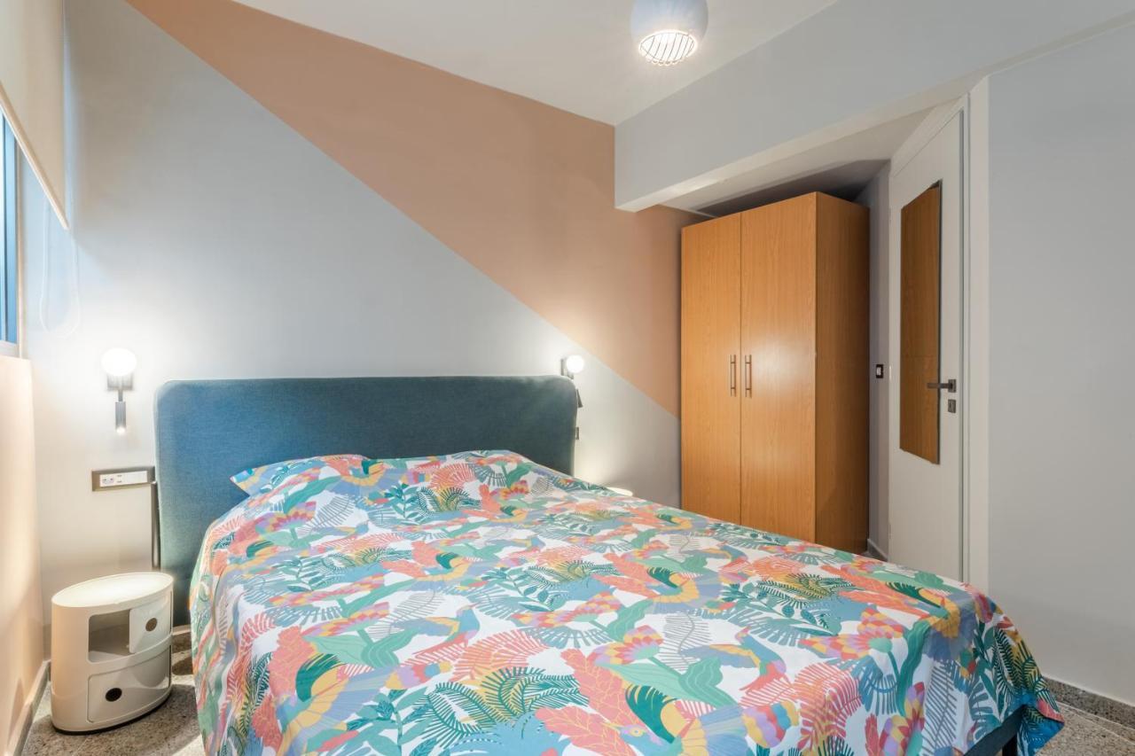 Pop Art Homm In Groovy Koukaki Apartment Athens Exterior photo